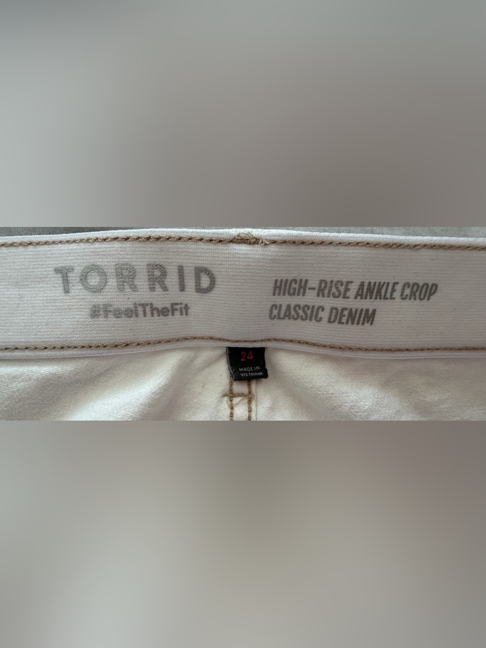 White High-Rise Ankle Crop Classic Denim